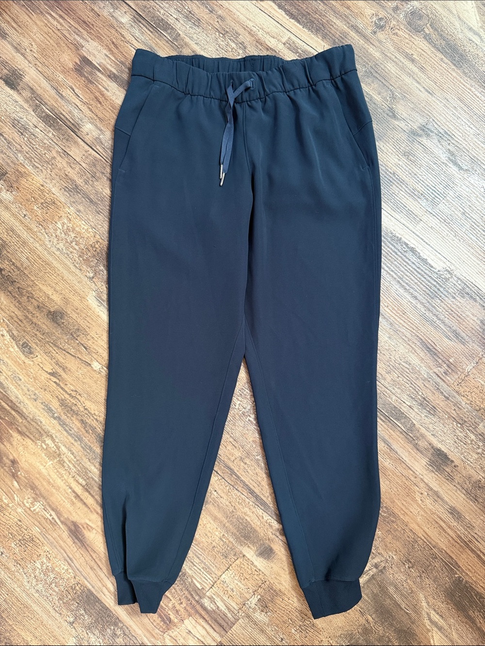 Lululemon On The Fly Jogger True Navy Size 10